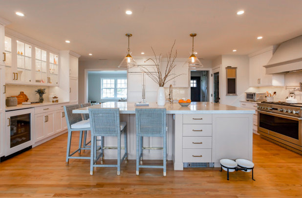 Transitional Kitchen by Riemer Kitchens & Fine Cabinetry
