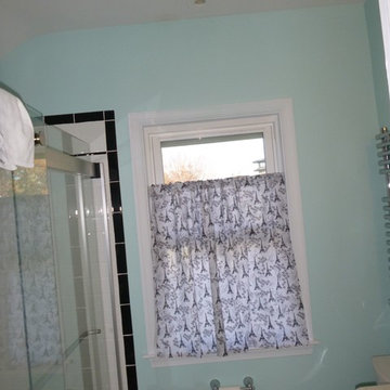 1940s TownHouse Bath Renovation