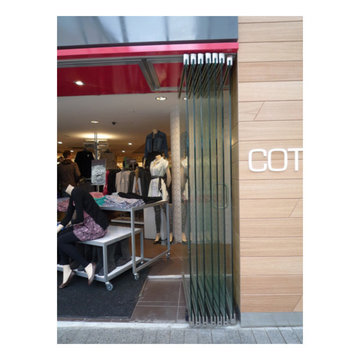 Frameless glass sliding doors and Glass folding doors