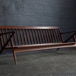 Lounge Chairs - Products