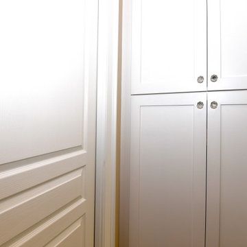 Elgin, IL - Warren Kitchen, Bathroom, and Built-In Bookcase