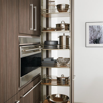 Pull-Out Pantry