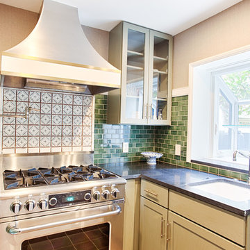 Center City Philadelphia Row Home Kitchen