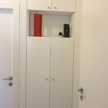 AV HOUSE