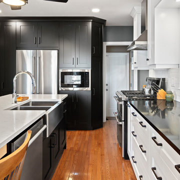 Black & White kitchen with wood highlights renovation
