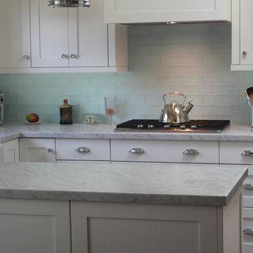 Clean Classic White Kitchen