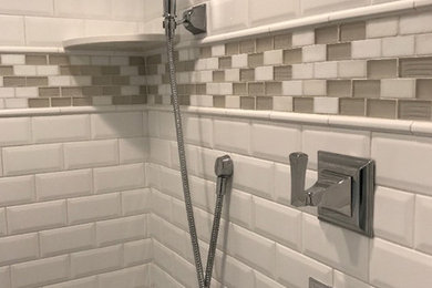 Inspiration for a transitional home design remodel in New York
