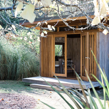 Studio Uno: Backyard Prefab Office