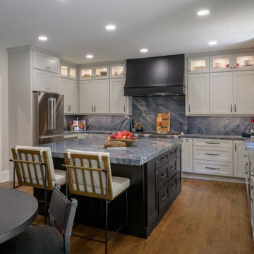 Grandmar Chase Kitchen