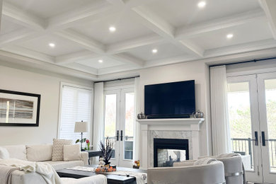 Living room - living room idea in Toronto