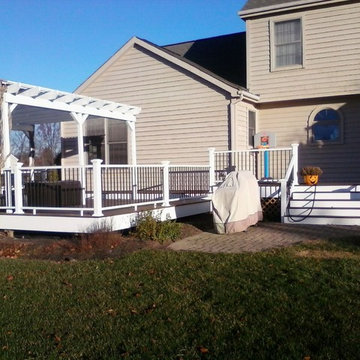 Deck - Lewis Center