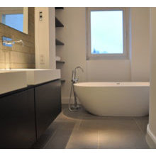 Archwood - Master Bathroom