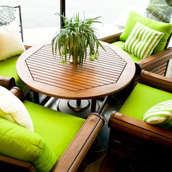 Outdoor Living - Outdoor Lounge Chairs