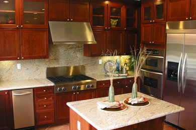 Kitchen - kitchen idea in New York