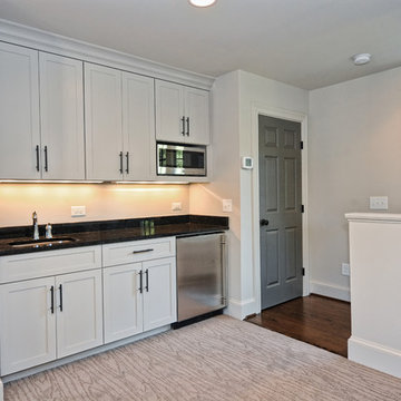 Detached Garage & Apartment