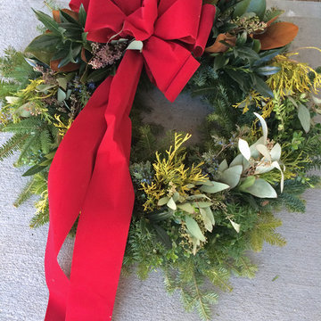 Decking the Halls_Seasonal Design
