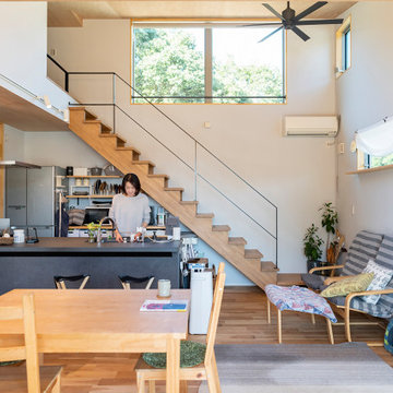 瀬戸市 平屋~暖炉と土間のあるリビング~