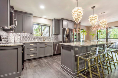 Kitchen - kitchen idea in Philadelphia