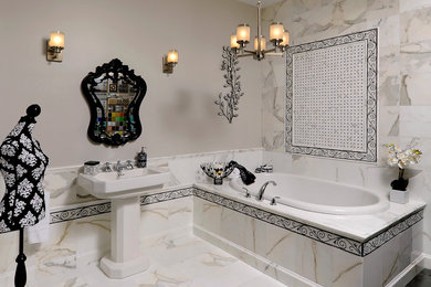 Bathroom - traditional bathroom idea in Richmond