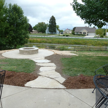 Oak Creek, WI - Fire Pit & Landscaping