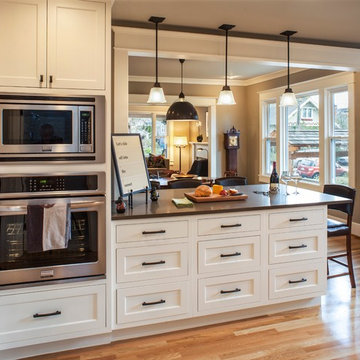 Modern Craftsman Style Kitchen Update