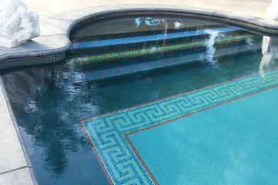 Example of a tuscan pool design in Los Angeles