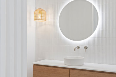 Contemporary bathroom in Sydney.