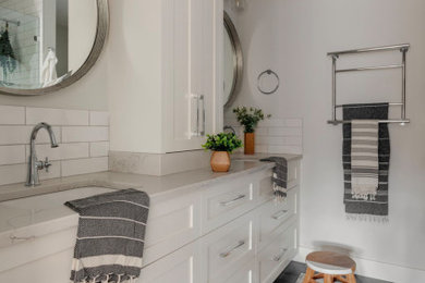 Bathroom - bathroom idea in Calgary