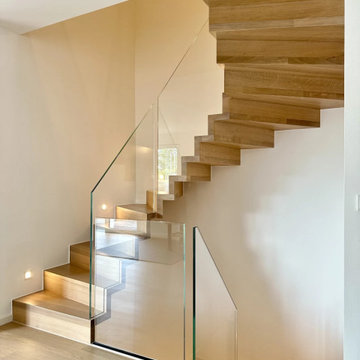 Faltwerktreppe mit Glasgeländer