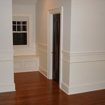 Hallways with woodwork / wainscoting