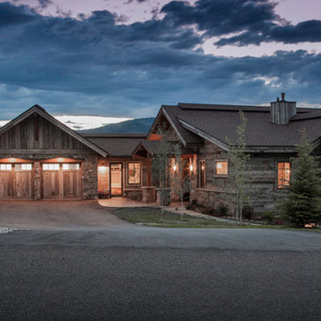 Bear Drive Residence