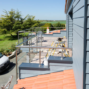 Conception sur mesure, pose mixte plat et applique, verre + 2 câbles