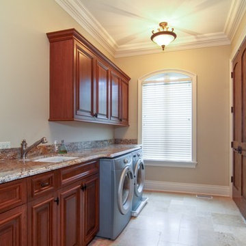 Royal Vale Drive, Oak Brook