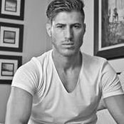 Desmond Roux's photo