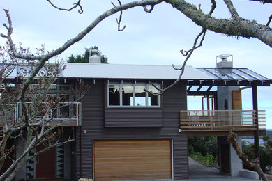 This is an example of a contemporary exterior in Hamilton.