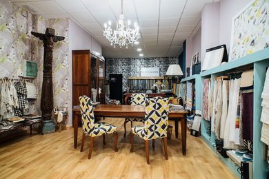 Mobiliario tienda textil