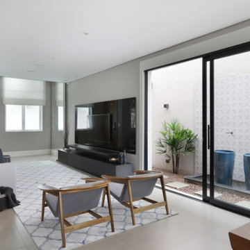 INSIDE | Contemporary (Interlagos)