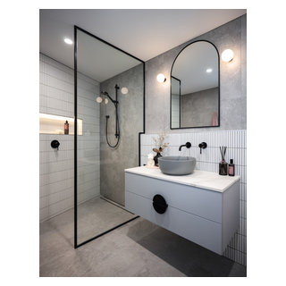 Contemporary ensuite bathroom design for inspiration