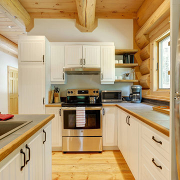 Log Cottage 24' x30' -La Minervekit