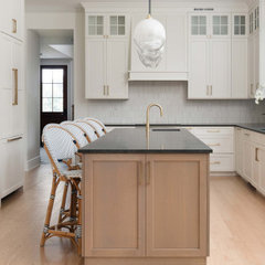 Columbia Cabinets