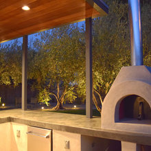 Outdoor Kitchen