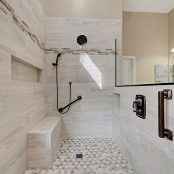 Modern Master Bathroom in Green Valley Ranch