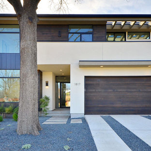 Idéer för att renovera ett mellanstort funkis beige hus, med två våningar, platt tak och blandad fasad