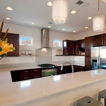 Contemporary Santa Fe Kitchen Design by Jennifer Ashton