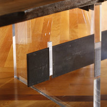 desk / table
