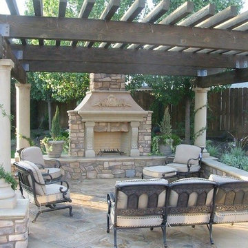 Arbors & Trellis'