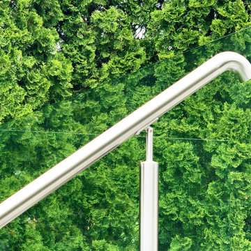 Frameless Glass Railing - Candlewood Lake