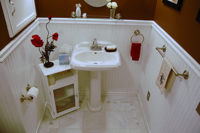 Bathroom - bathroom idea in Minneapolis