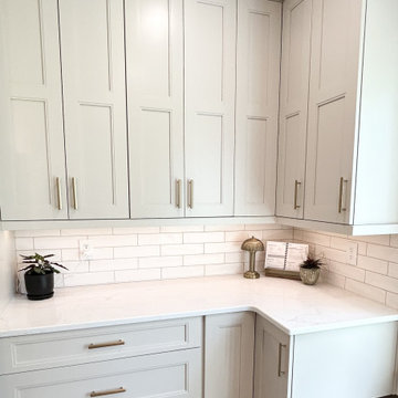 Accessible Beige and Maple Mocha Kitchen Design