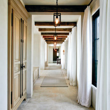 Hallway in Victor